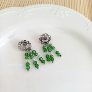 Cercei verzi cu margele sclipitoare